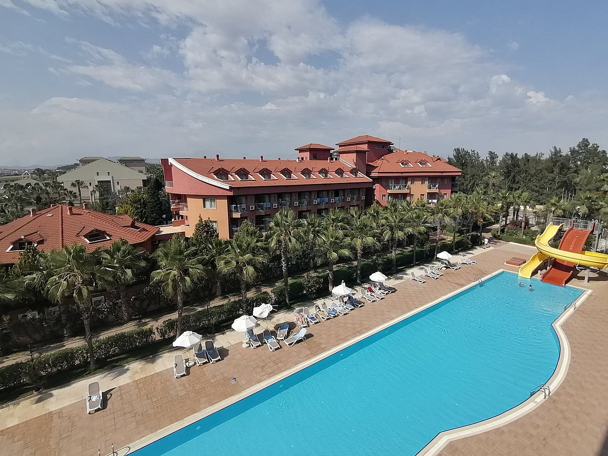 CLUB SIDE COAST HOTEL 4*