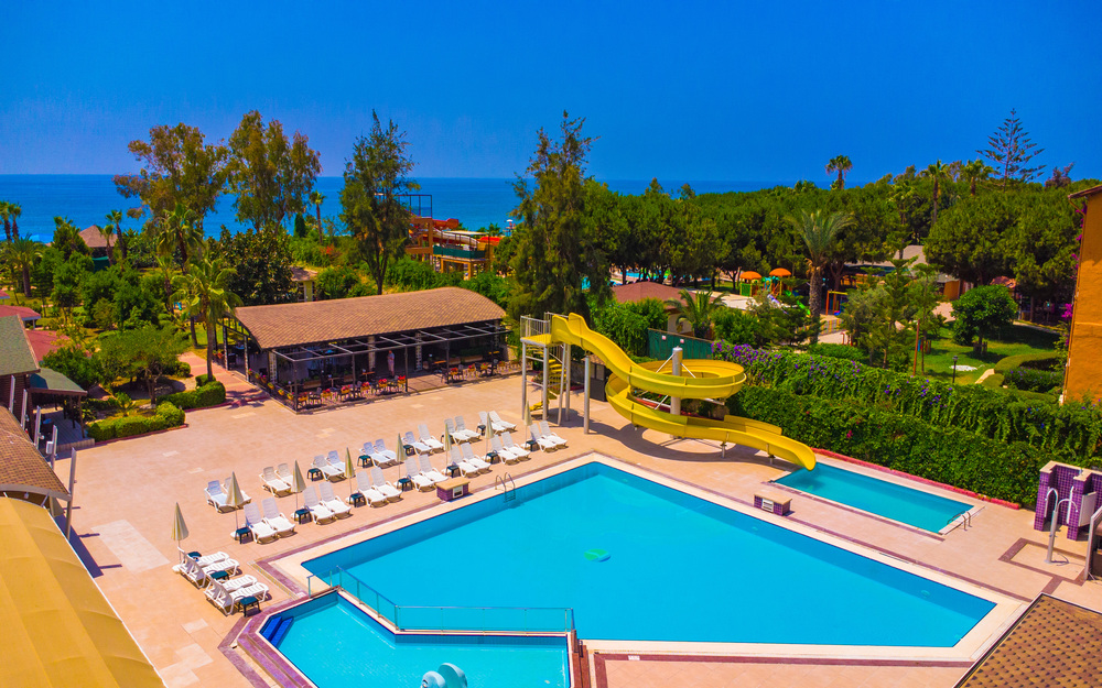 CLOVER MAGIC PARK BEACH(EX:C.M GARDEN BEACH) 4*