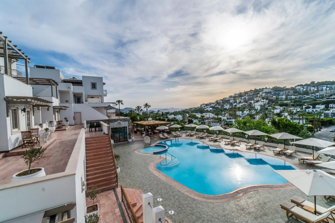 ELEMENTA BOUTIQUE HOTEL