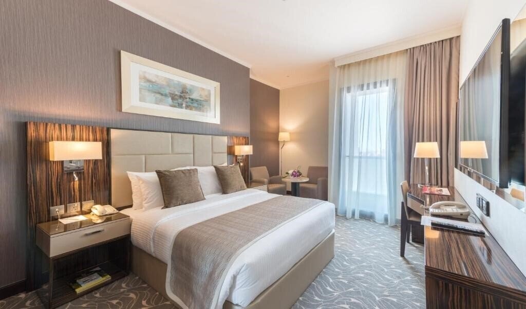 Hawthorn Extended Stay by Wyndham Abu Dhabi (ex.Hawthorn Suites By Wyndham Abu Dhabi)