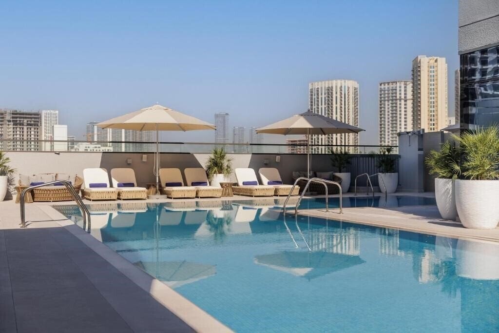 Holiday Inn Dubai Village Circle (ex. Hotel Avalon Dubai)*