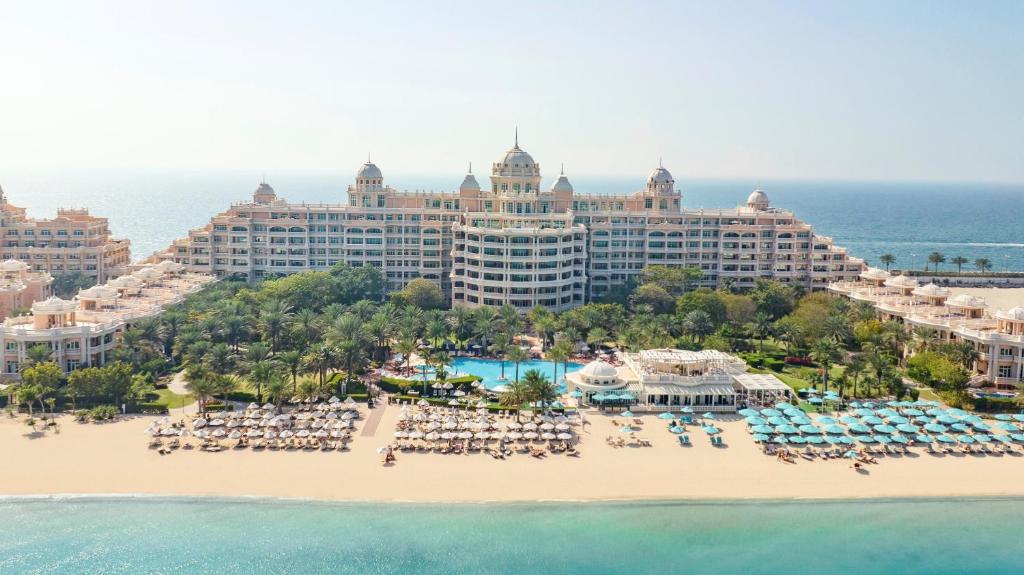 Kempinski Hotel & Residence Palm Jumeirah.