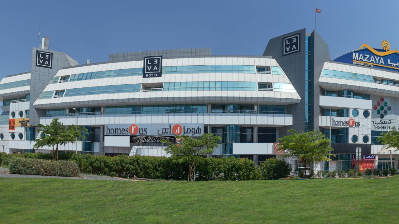 Leva Hotel Mazaya Center*