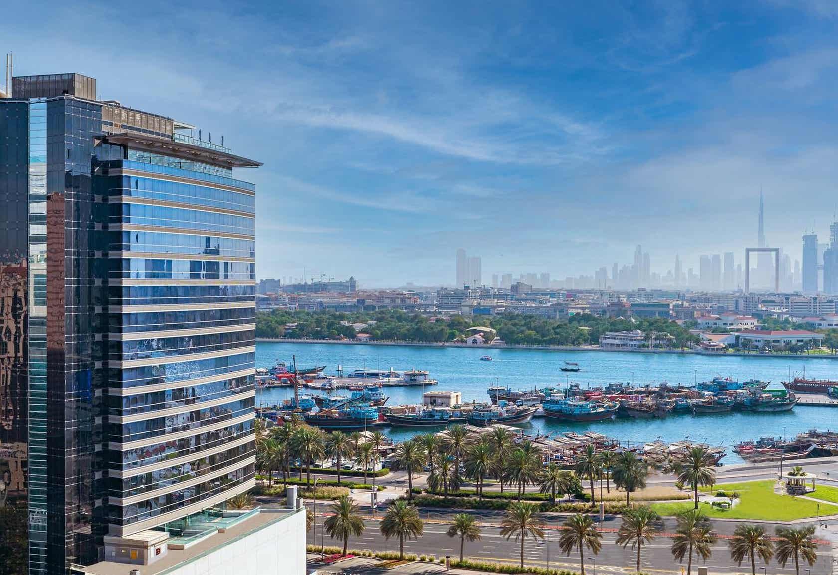 Movenpick Dubai Creek (ex.Golden Sands Hotel Creek)*