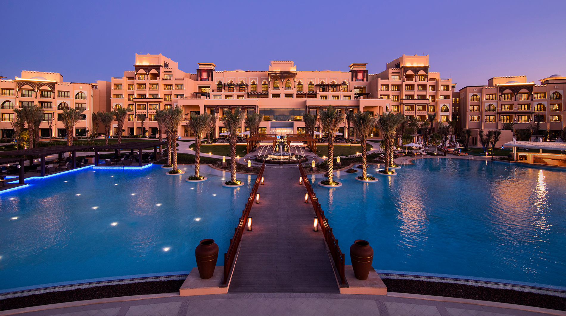 Saadiyat Rotana Resort & Villas.