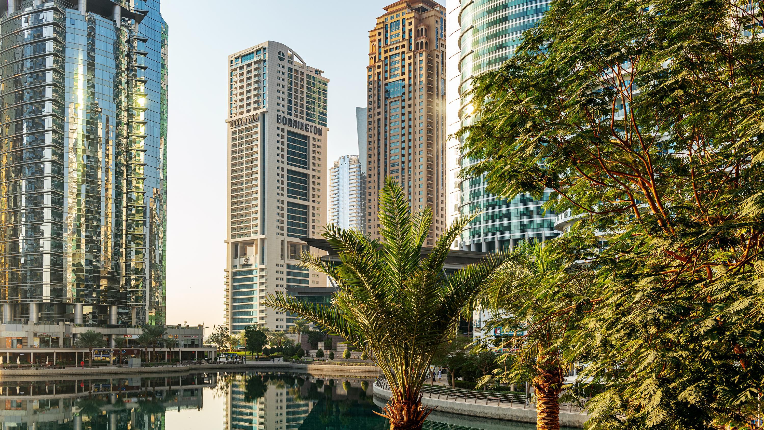 Voco Bonnington Dubai (ex. Bonnington Jumeirah Lakes Towers)*