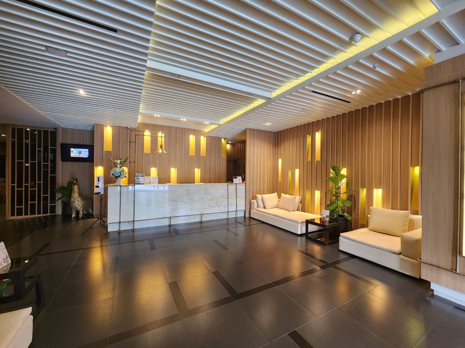 Brighton Bangkok Hotel