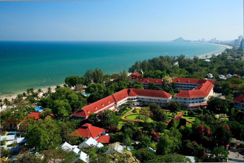 CENTARA GRAND BEACH RESORT & VILLAS HUA HIN