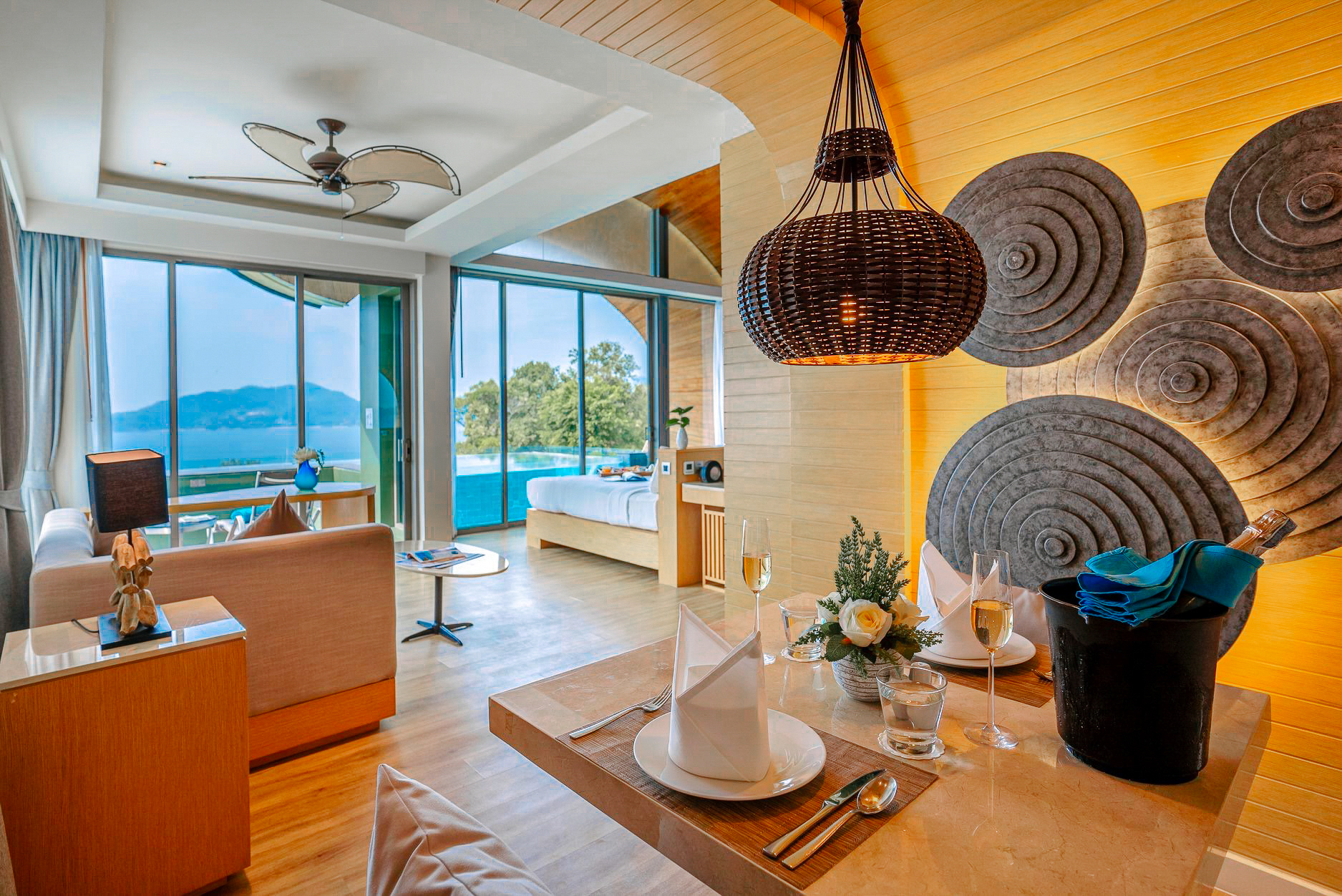 CREST RESORT & POOL VILLAS