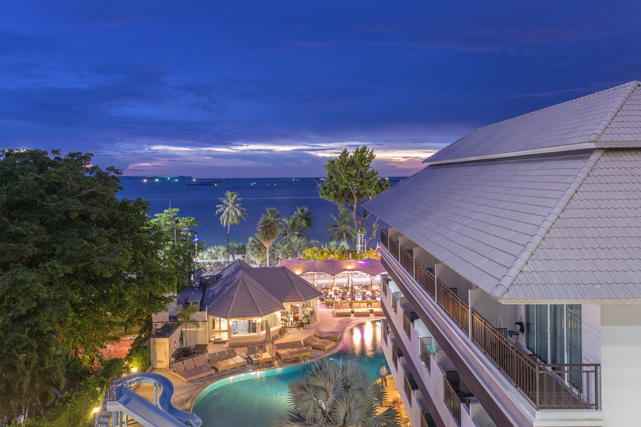D-Beach Pattaya Discovery Beach Hotel