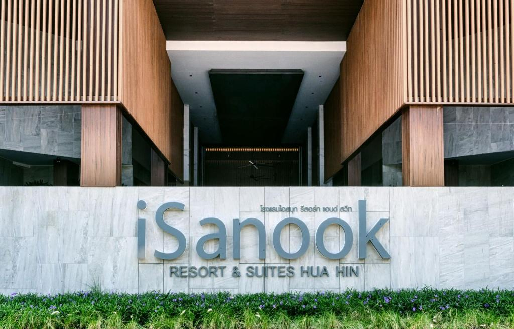 ISANOOK RESORT & SUITES HUA HIN