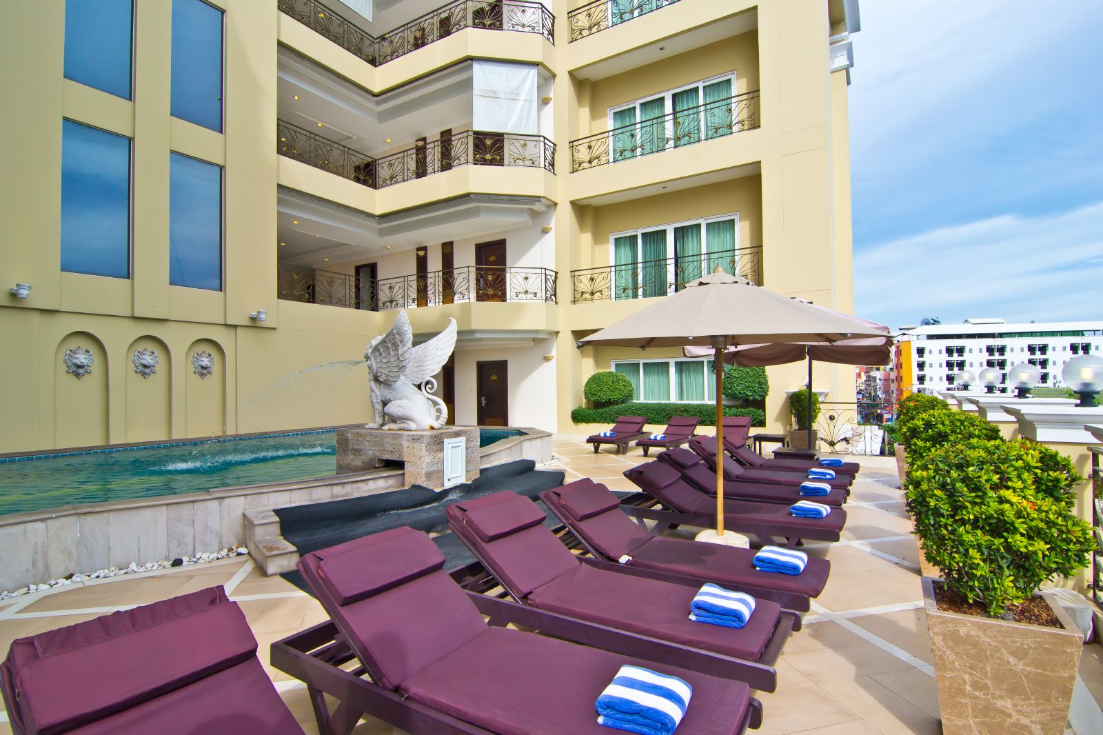 Lk Premier Residence