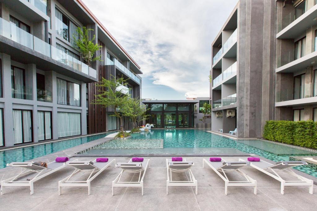 MAYA PHUKET HOTEL