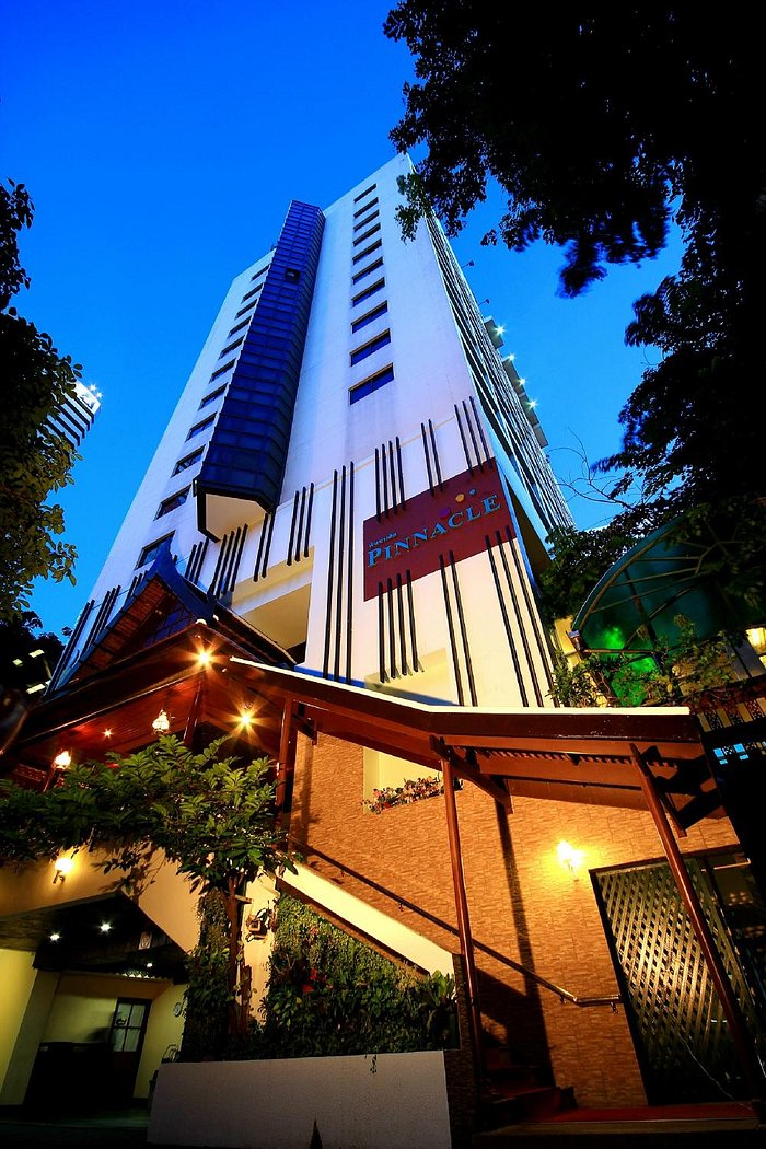 Pinnacle Lumpinee Park Hotel