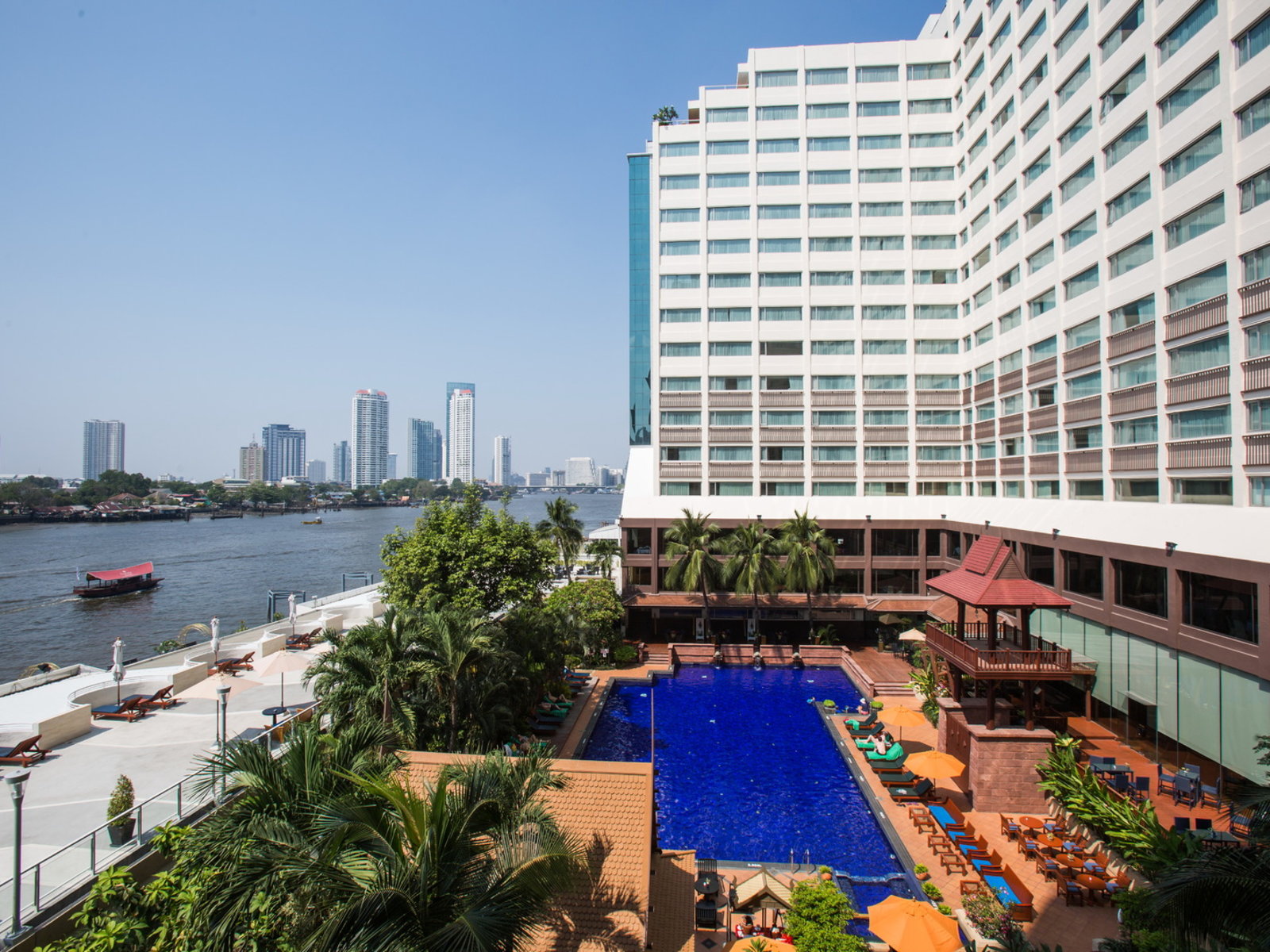 Ramada Plaza By Wyndham Bangkok Menam Riverside