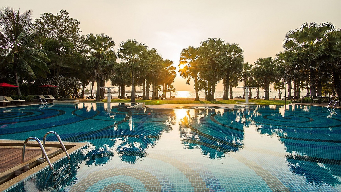 Ravindra Beach Resort & Spa