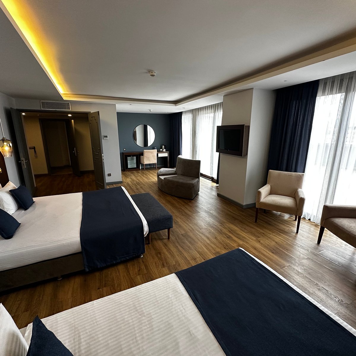 REVIA SQUARE HOTEL TAKSIM