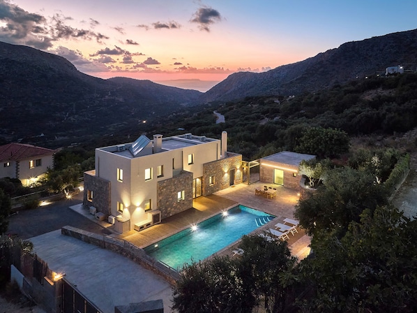 Adagio Villa Crete