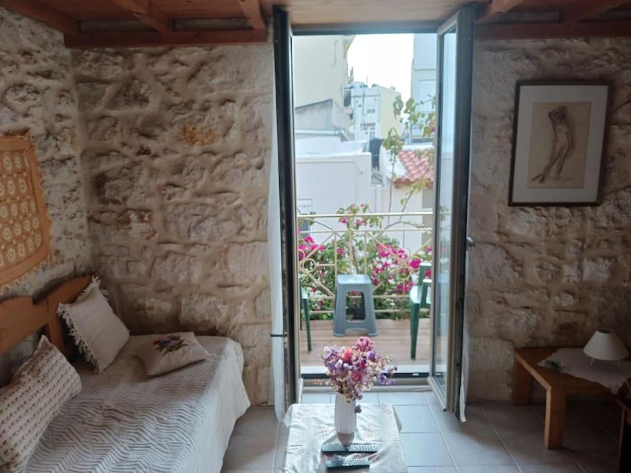 Vintage House Vori Rent Rooms